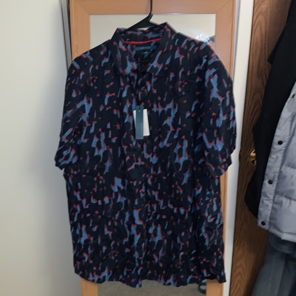 Perry Ellis Short Sleeve Shirt Mens 2x Brand New Perry Ellis Short Sleeve Shirt Mens 2x Brand New